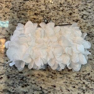 NWT White 3D Petal Fabric Floral Bridal Clutch 8” x 6”